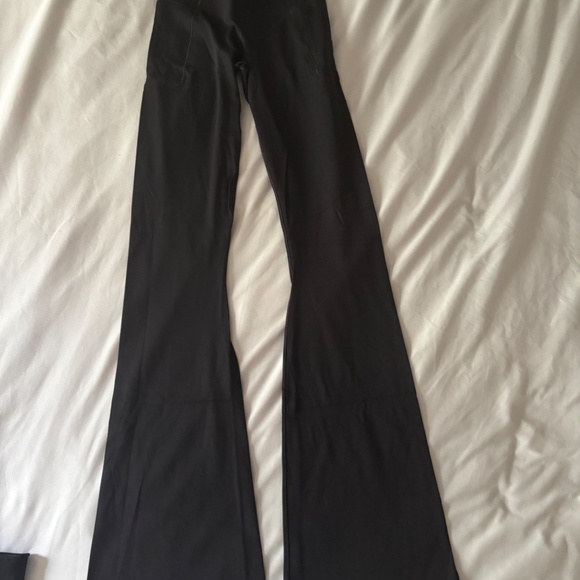 Aerie Yoga Pants - Picture 2 of 3